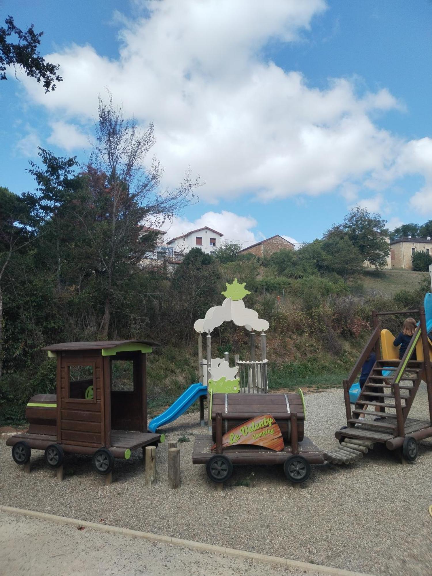 Camping Nature Le Valenty Mobil-Home-Dordogne Panoramique Clim Piscine Soturac エクステリア 写真